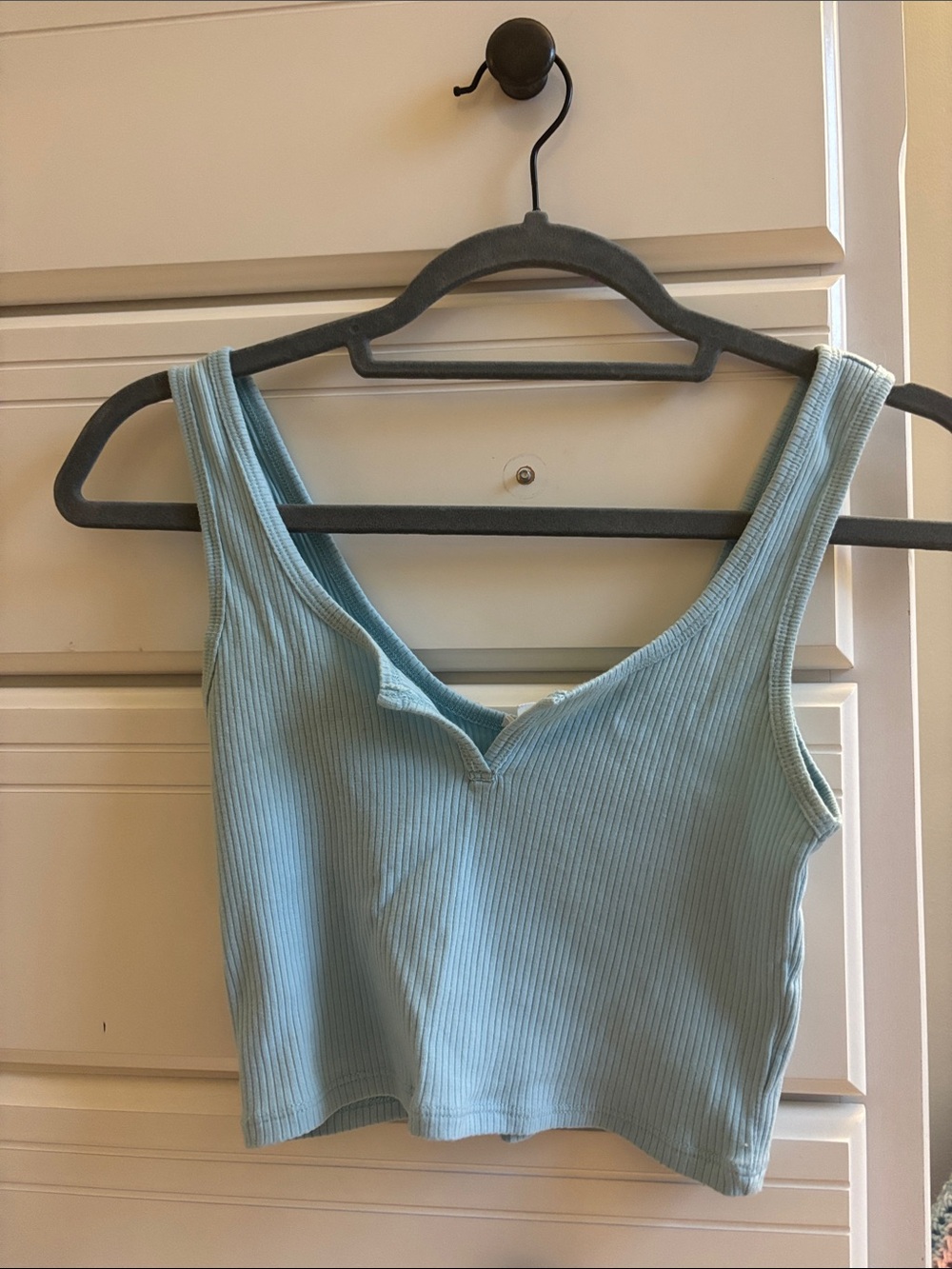 Women’s Garage Ribbed V-Neck Cropped Tank Top - Light Blue